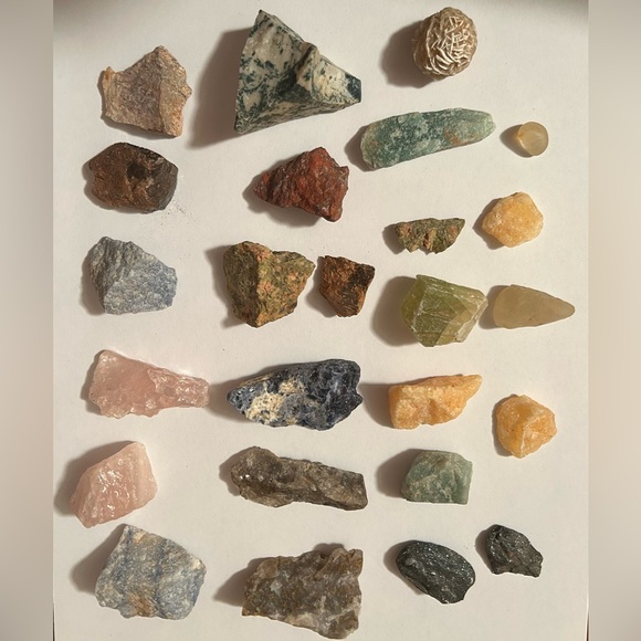 Nice rock stone mineral crystal collection Unique raw variety Fossil Lot Of 25 - Picture 11 of 11